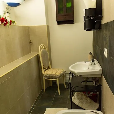 B&B Su Da Noi 산 도르리고 델라 발레