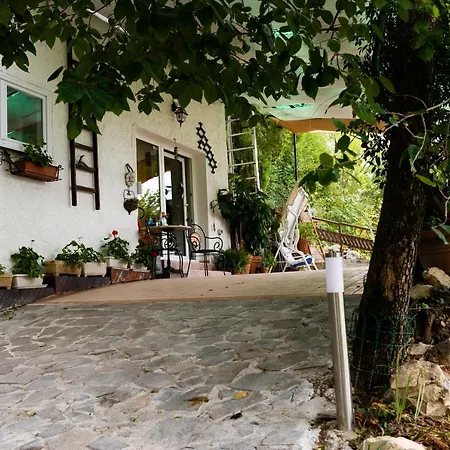 Su Da Noi Bed & Breakfast San Dorligo della Valle